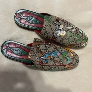 ⭐️ ! SOLD ! ⭐️ Gucci GG slides